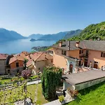 Casa Venanzio E Martino - * Плезио