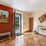 Casa Venanzio E Martino - * Plesio