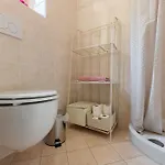 Casa Venanzio E Martino - *