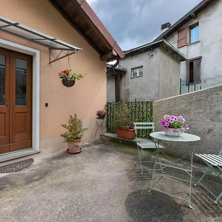 Holiday home Casa Venanzio E Martino - *