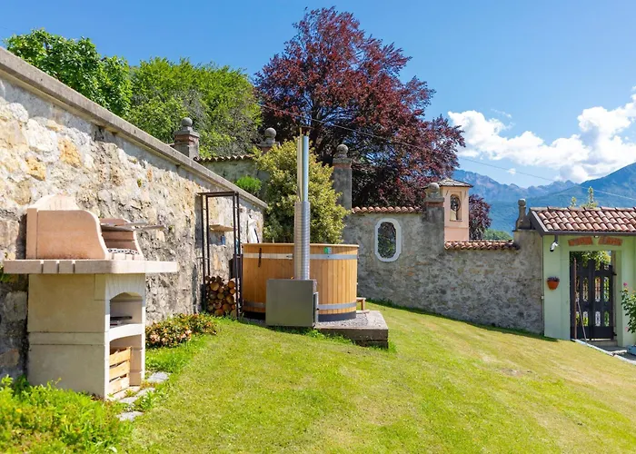 Casa Venanzio E Martino - *