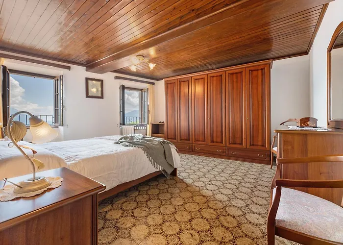 Holiday home Casa Venanzio E Martino - Plesio