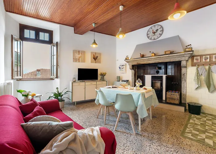 Casa Venanzio E Martino -