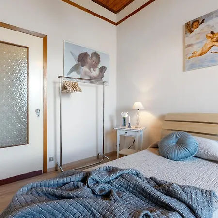 Casa Venanzio E Martino - *