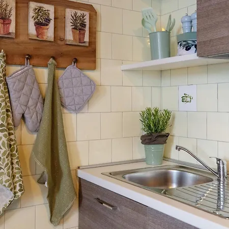 Casa Venanzio E Martino -