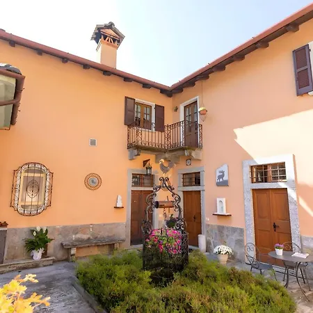 Casa Venanzio E Martino - *