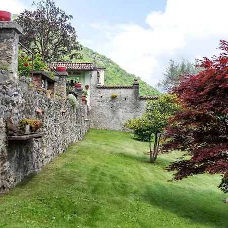 Casa Venanzio E Martino -