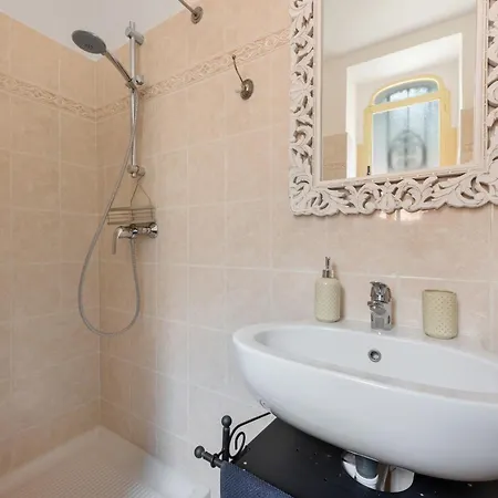 Holiday home Casa Venanzio E Martino - *