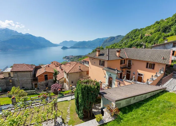 Casa Venanzio E Martino - * Плезио