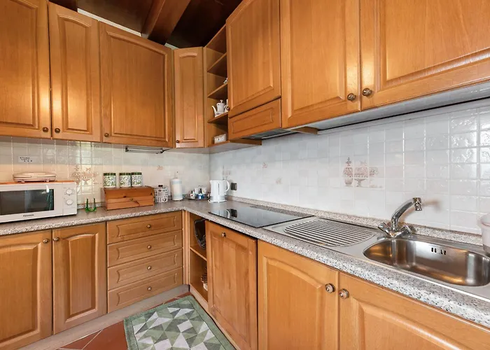 Casa Venanzio E Martino - Плезио