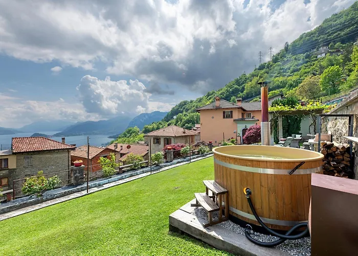 Casa Venanzio E Martino - Плезио