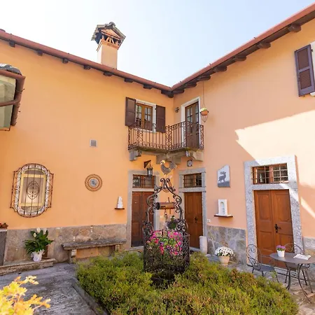 Casa Venanzio E Martino - Ferienhaus Plesio